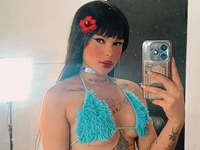 stripchat Saracooper__