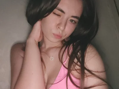 TraciMyntti webcam livesex profile in langchinese cams